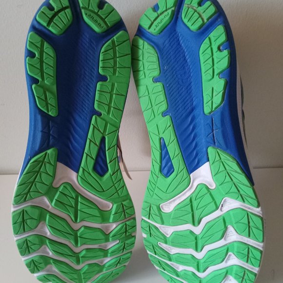 SOLD ELSEWHERE: Asics GT-2000 (version 11) - Mens size 12 - Picture 5 of 8